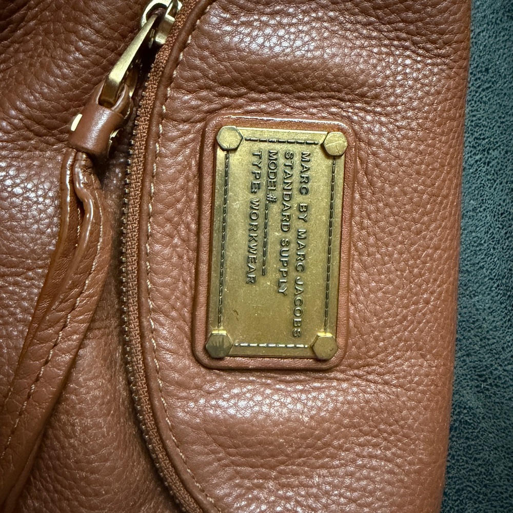 Marc by Marc Jacobs Tan Brown Pebbled Leather Crossbody - Picture 7 of 7